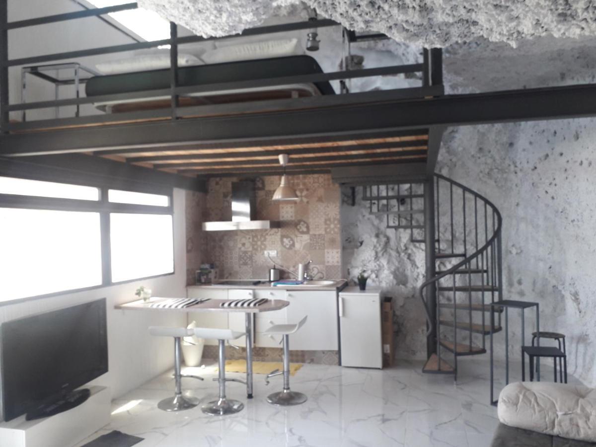 Cueva Rural " Old London " With Jacuzzi And Swimming Pool Villa Santa Cruz de Tenerife Exteriör bild